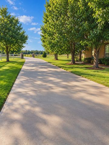3711 Dove Creek Road, Cleburne, TX 76031