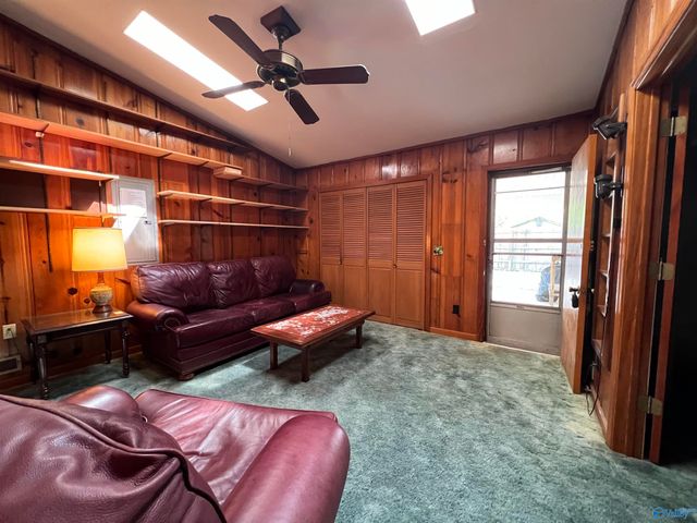201 W Duncan Avenue, Florence, AL 35630