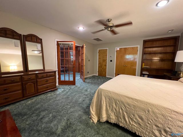 201 W Duncan Avenue, Florence, AL 35630