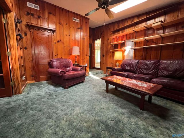 201 W Duncan Avenue, Florence, AL 35630