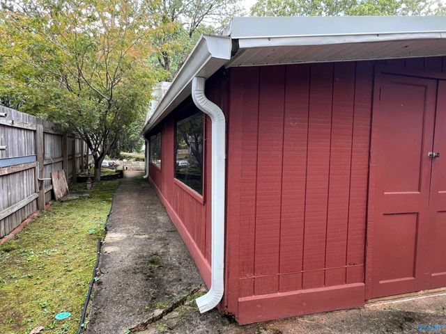 201 W Duncan Avenue, Florence, AL 35630
