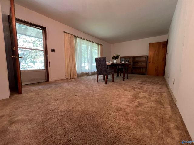 201 W Duncan Avenue, Florence, AL 35630