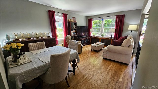 133 Hilltop Acres 133, Yonkers, NY 10704