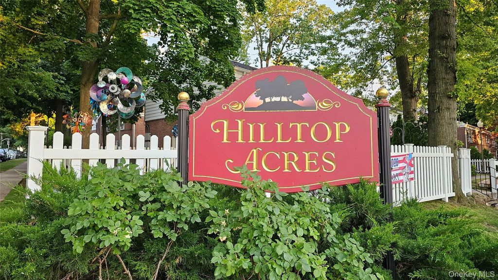 133 Hilltop Acres 133, Yonkers, NY 10704
