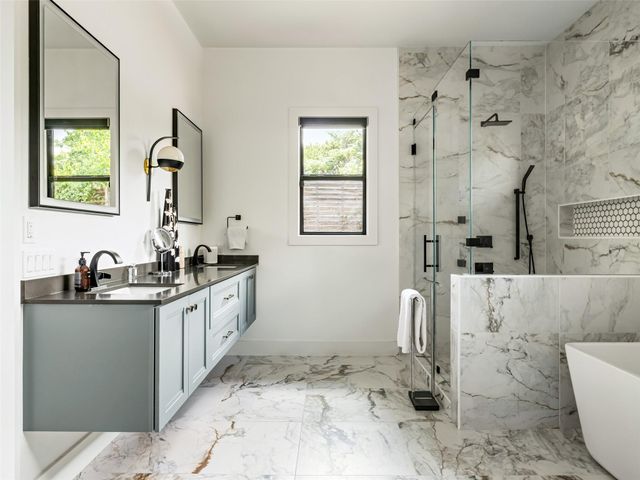 6100 Gena CT, Austin, TX 78757