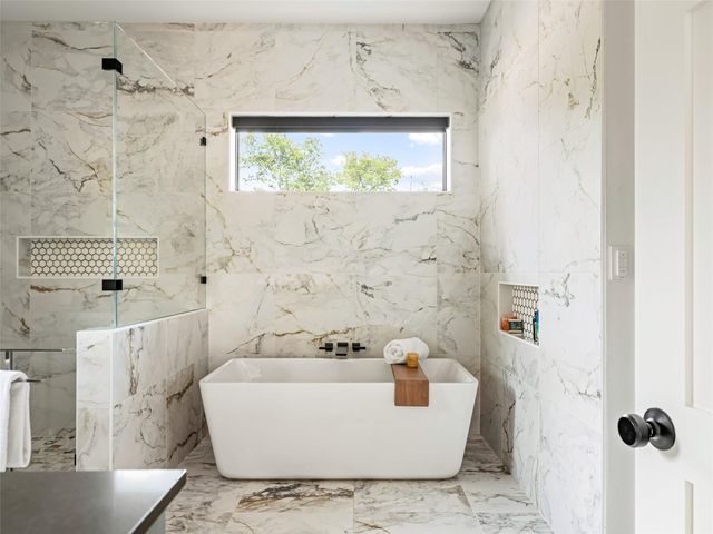 6100 Gena CT, Austin, TX 78757