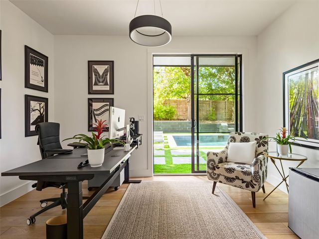6100 Gena CT, Austin, TX 78757