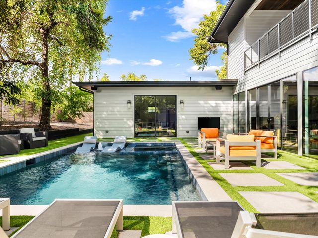 6100 Gena CT, Austin, TX 78757