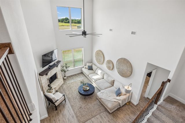 864 Shadow Valley Road, Whitesboro, TX 76273