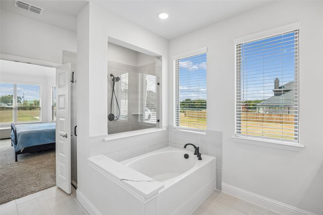 864 Shadow Valley Road, Whitesboro, TX 76273