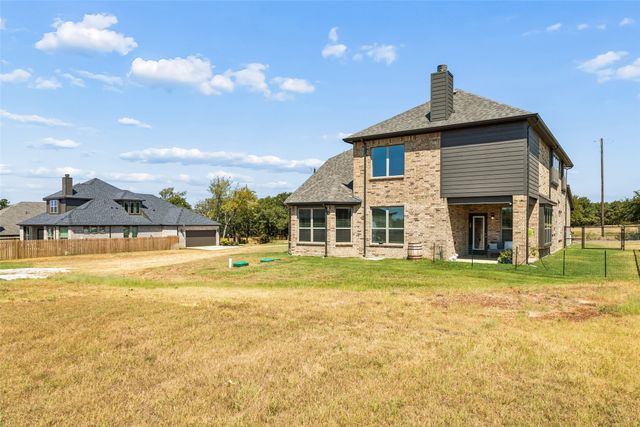 864 Shadow Valley Road, Whitesboro, TX 76273