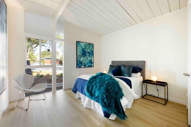 331 Carolina Lane, Palo Alto, CA 94306