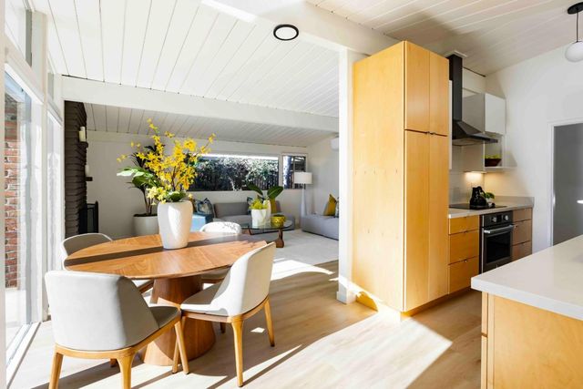 331 Carolina Lane, Palo Alto, CA 94306