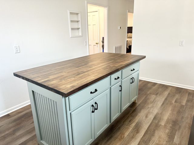 215 Sunrise Ave, La Vergne, TN 37086