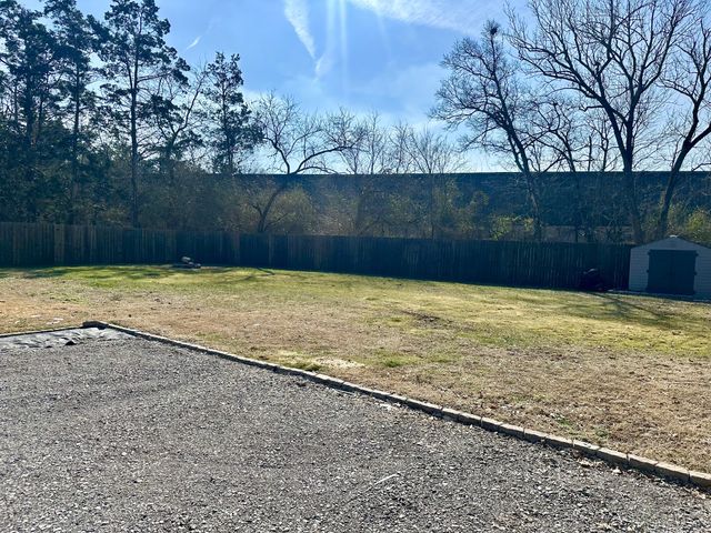 215 Sunrise Ave, La Vergne, TN 37086