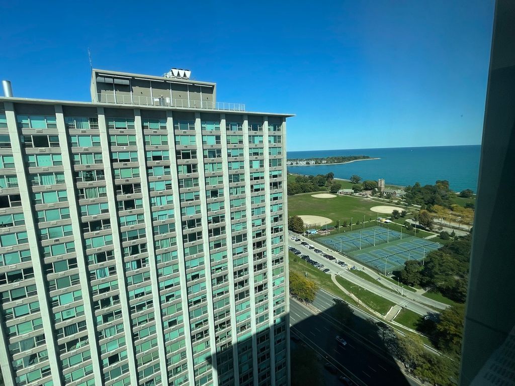 3600 N Lake Shore Drive 2610, Chicago, IL 60613 — photo 2