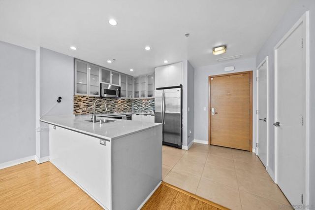 1441 9th Ave 102, San Diego, CA 92101