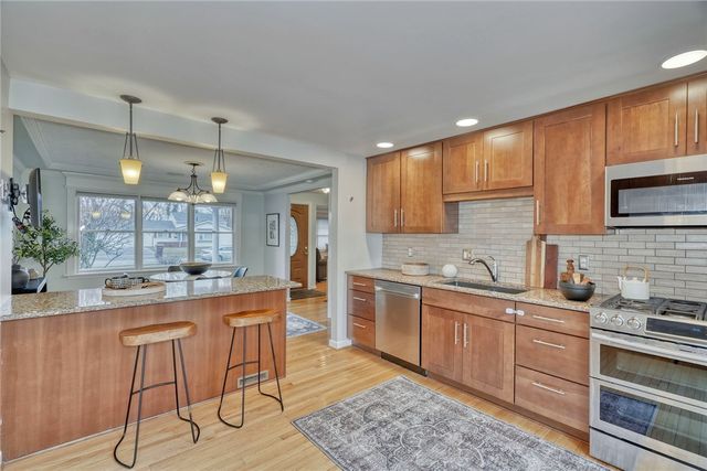 82 Mariposa Drive, Gates, NY 14624