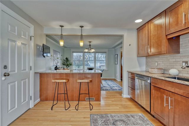 82 Mariposa Drive, Gates, NY 14624