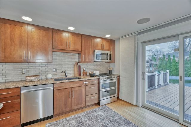 82 Mariposa Drive, Gates, NY 14624