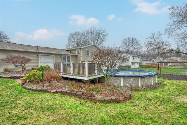 82 Mariposa Drive, Gates, NY 14624