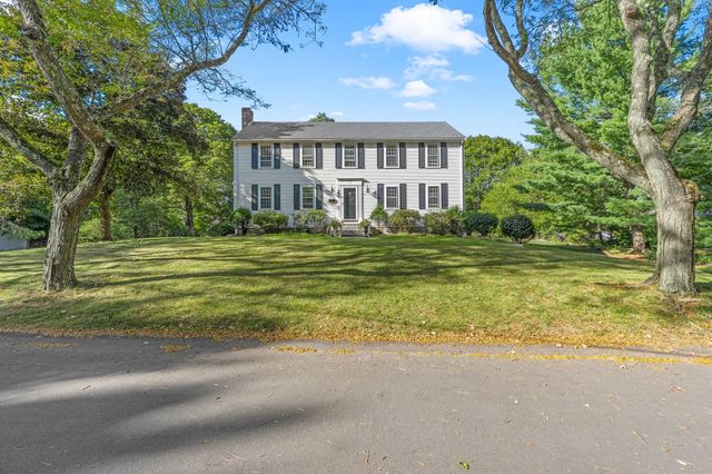 15 Presidents Rd, Hingham, MA 02043