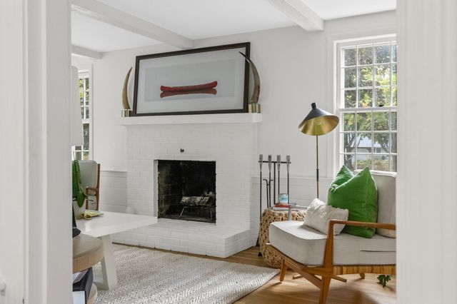 15 Presidents Rd, Hingham, MA 02043