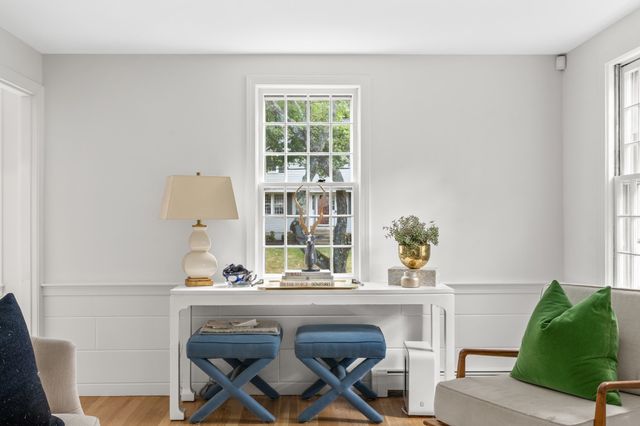 15 Presidents Rd, Hingham, MA 02043