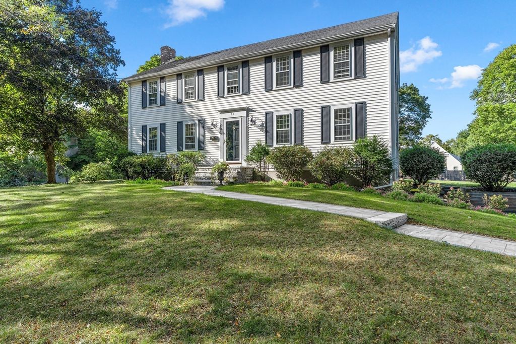 15 Presidents Rd, Hingham, MA 02043