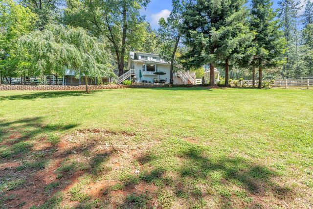 14638 Flicker Dr, Grass Valley, CA 95949