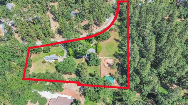 14638 Flicker Dr, Grass Valley, CA 95949