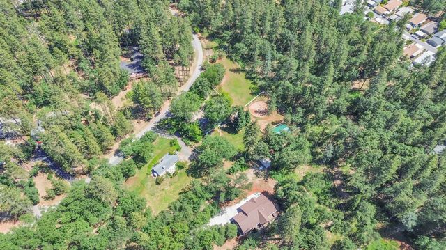 14638 Flicker Dr, Grass Valley, CA 95949