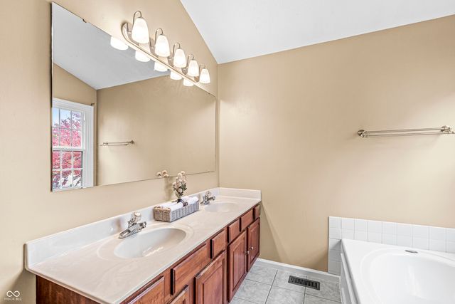 6369 Stonecreek Drive, Indianapolis, IN 46268