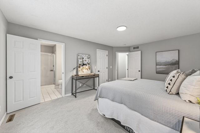 20482 Idaho Avenue, Lakeville, MN 55044