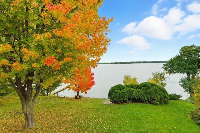 8580 215th Street N, Forest Lake, MN 55025