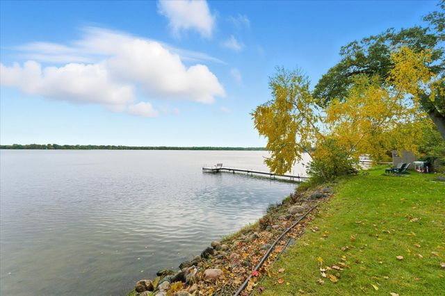8580 215th Street N, Forest Lake, MN 55025
