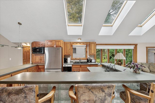 8580 215th Street N, Forest Lake, MN 55025