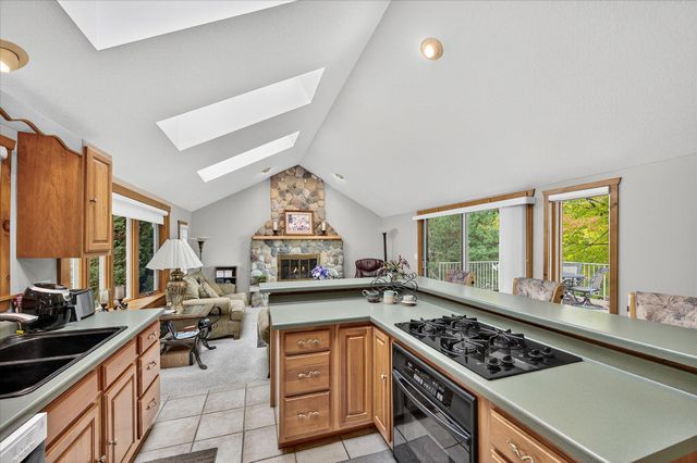 8580 215th Street N, Forest Lake, MN 55025