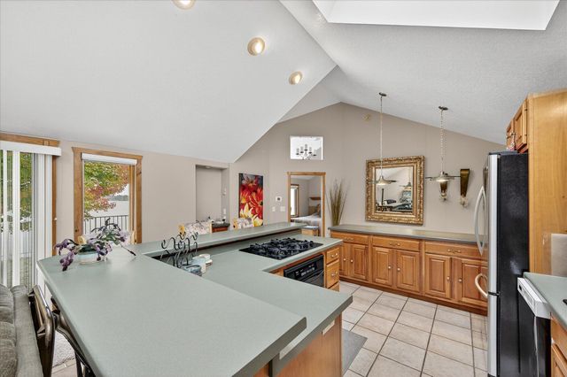 8580 215th Street N, Forest Lake, MN 55025
