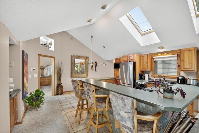 8580 215th Street N, Forest Lake, MN 55025