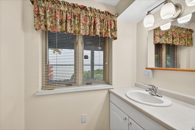 8580 215th Street N, Forest Lake, MN 55025