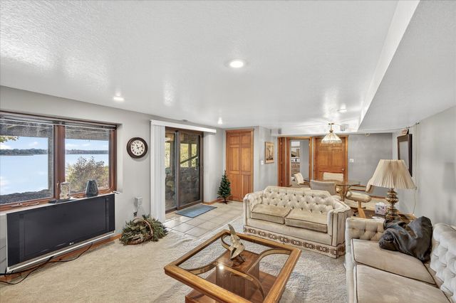 8580 215th Street N, Forest Lake, MN 55025