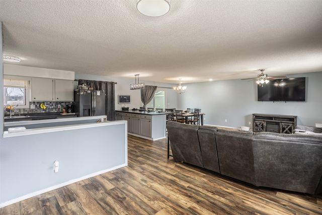 424 North Street, Maxwell, IA 50161