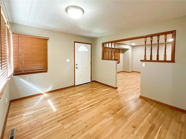 1615 S Quincy Avenue, Sedalia, MO 65301