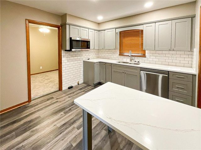 1615 S Quincy Avenue, Sedalia, MO 65301