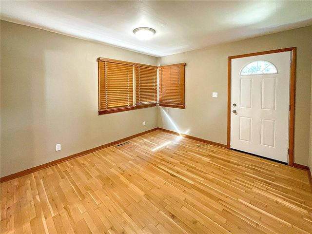 1615 S Quincy Avenue, Sedalia, MO 65301