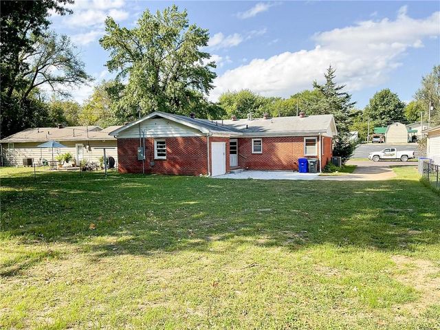 1615 S Quincy Avenue, Sedalia, MO 65301