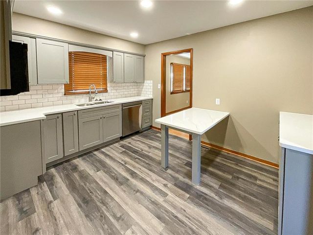 1615 S Quincy Avenue, Sedalia, MO 65301