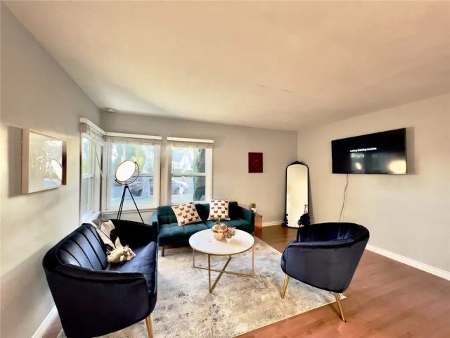 22 N Electric Avenue B, Alhambra, CA 91801