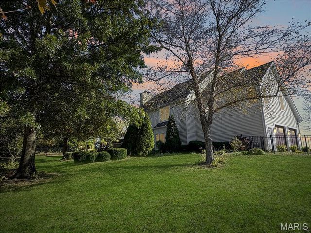 2787 Stonecrest Drive, Washington, MO 63090